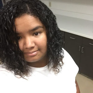 Meet your Posher, Lynoshka